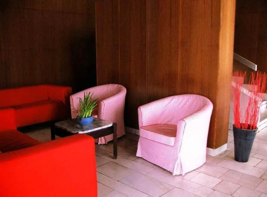 Top Apartment بودابست المجر